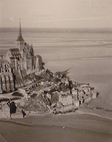 'Poldi's flyby shot of Mont St-Michal in Normandy