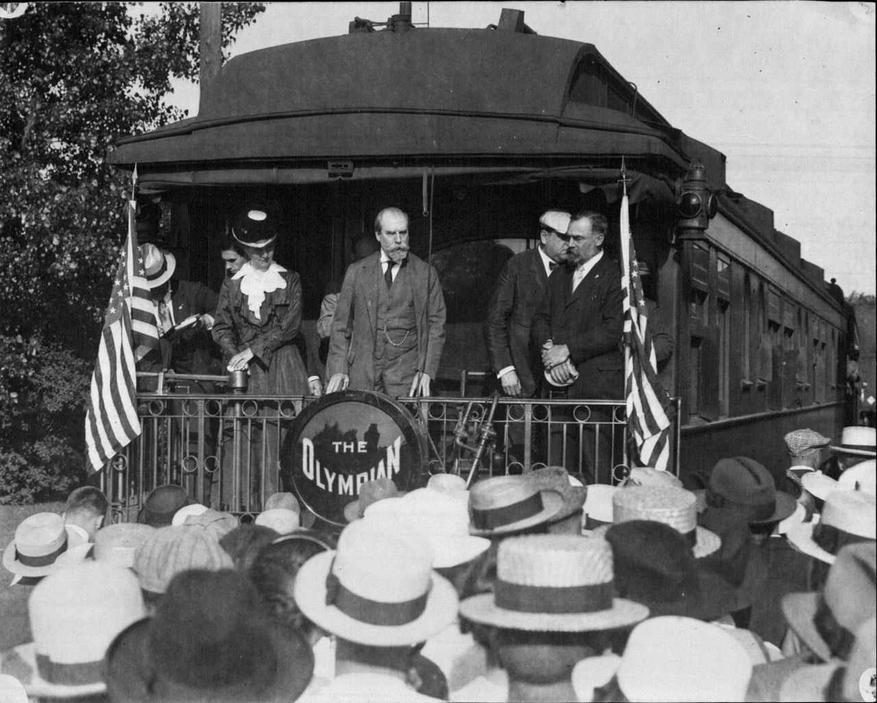 Republican Presidential nominee Charles Evans Hughes and his wife (the former Antoinette Carter) campaigning in Winona, Minnesota in August 1916 on the Milwaukee Road's Olympian.