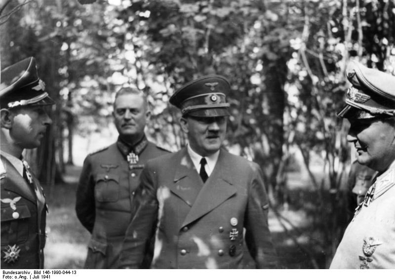 Werner Mölders bei Adolf Hitler