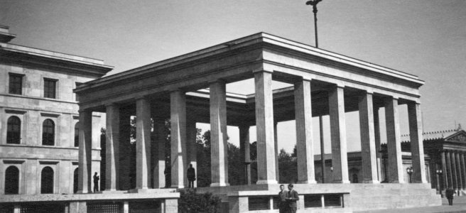 "Honor Temple" built at the request of Hitler in the Königsplatz