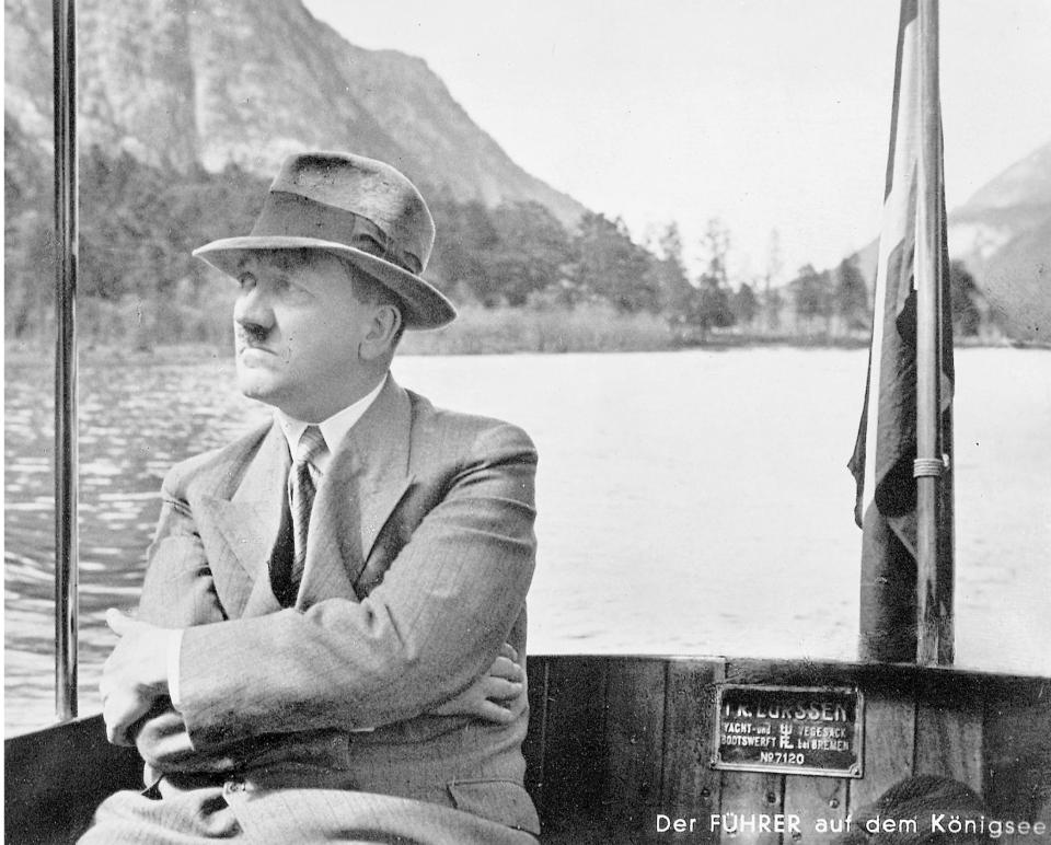 Hitler sightseeing