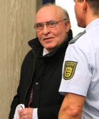 Ernst Zundel with court guard